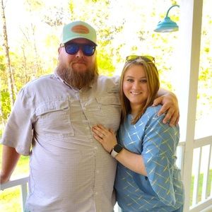 Meet your Posher, Chloe